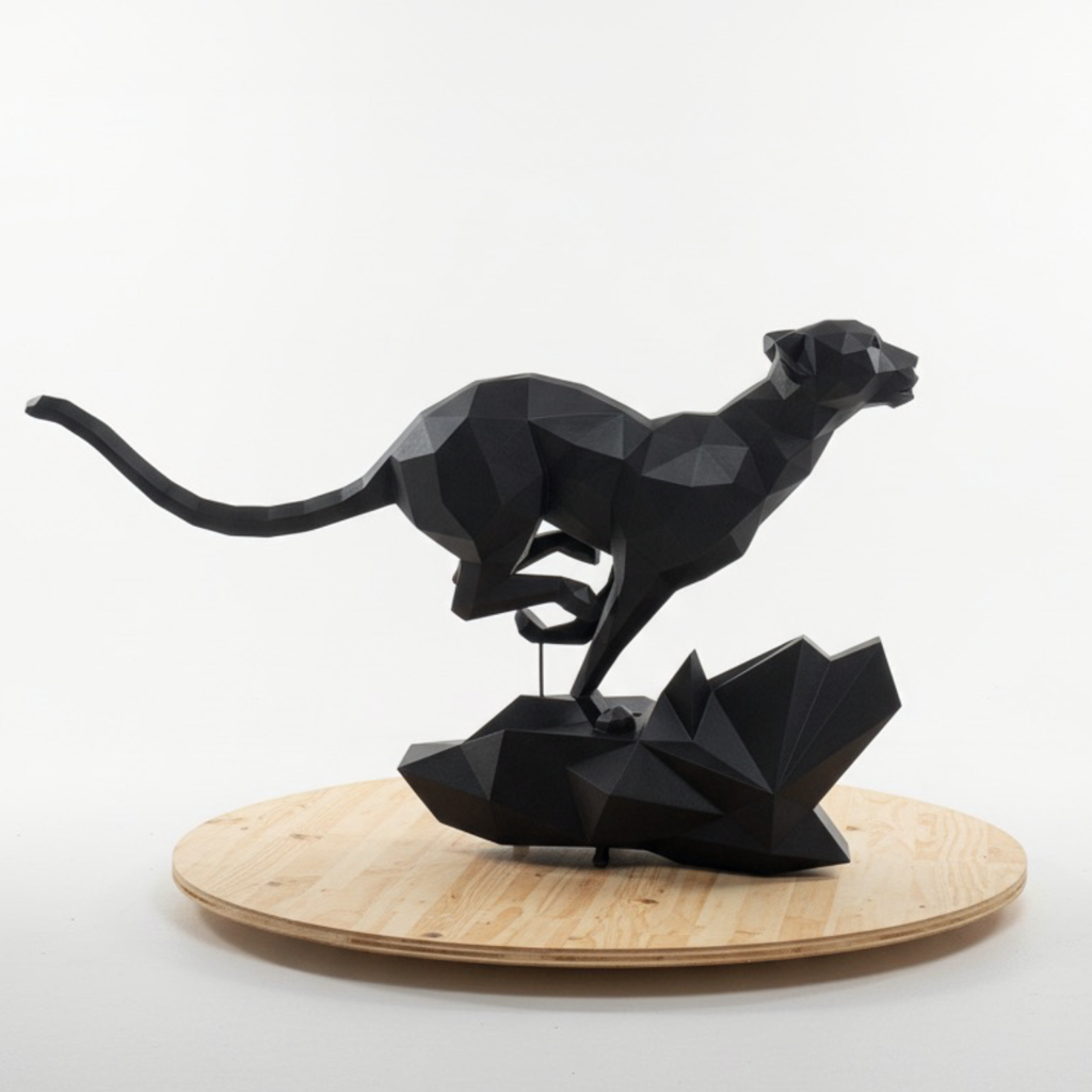 مجسمه یوزپلنگ هندسی | اثر مفهومی متال ساین